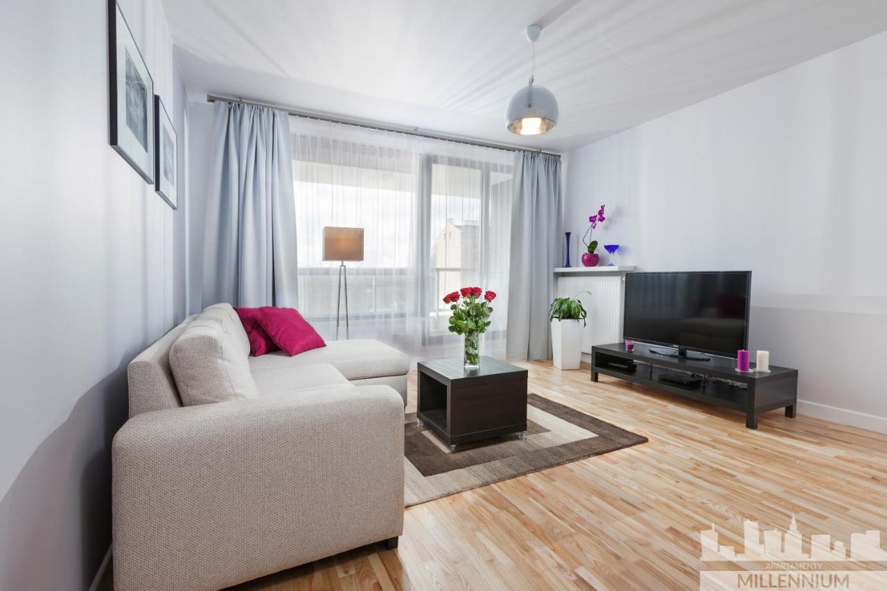 Apartament Millennium La Tour Warszawa Zewnętrze zdjęcie