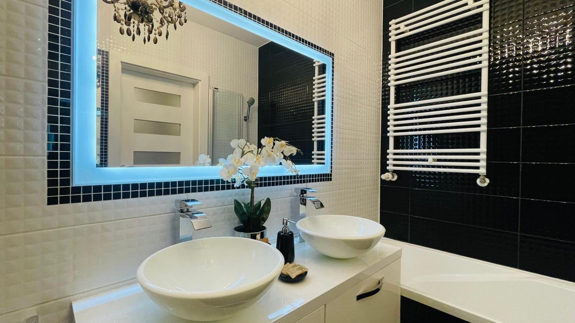 Apartament Millennium La Tour Warszawa Zewnętrze zdjęcie