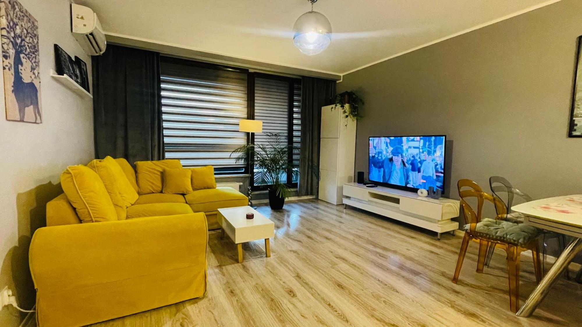 Apartament Millennium La Tour Warszawa Zewnętrze zdjęcie