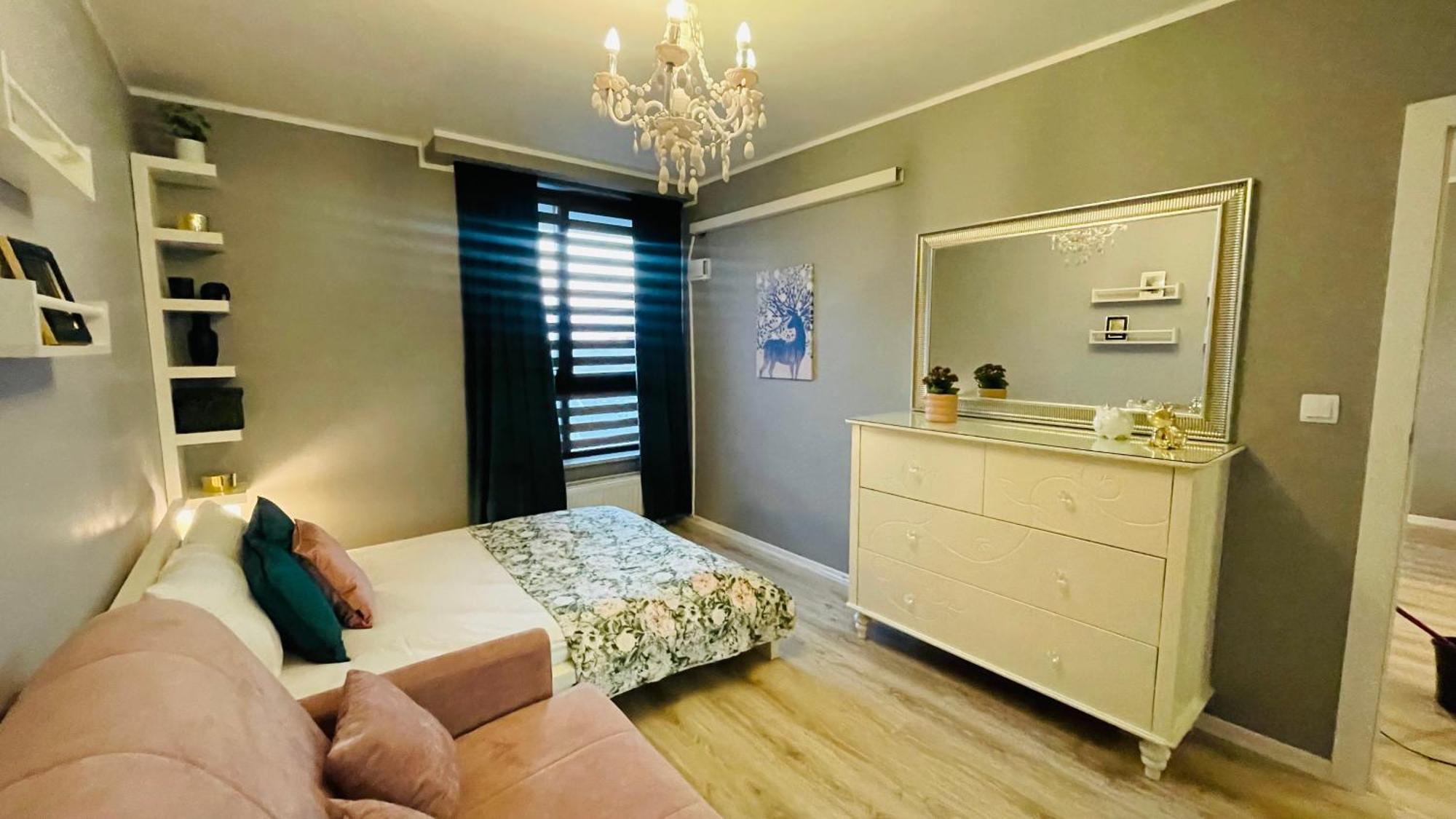 Apartament Millennium La Tour Warszawa Zewnętrze zdjęcie